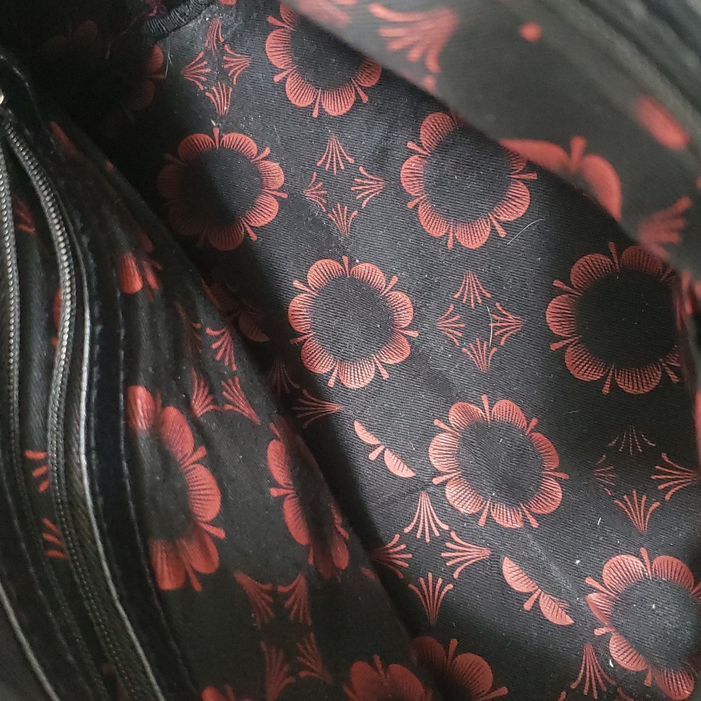 Loungefly Black and White Sugar Skull Day Of The Dead Vegan Leather Handbag - Picture 10 of 16